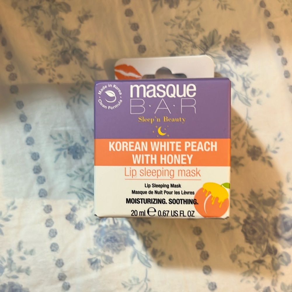 Lip night mask